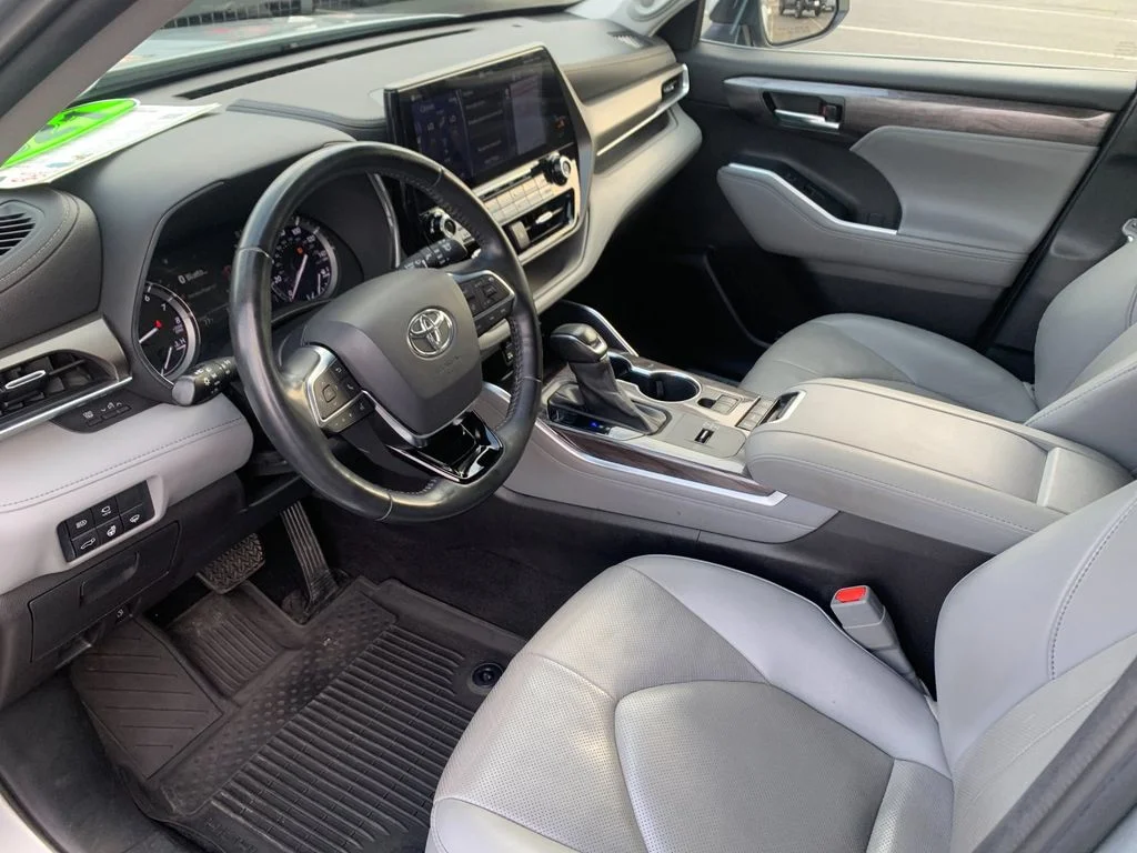 Used 2021 Silver Toyota Limited image 11