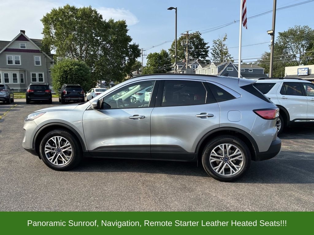Used 2022 Silver Ford SEL image 4