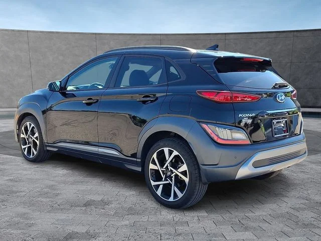 Used 2023 Black Hyundai Limited image 7