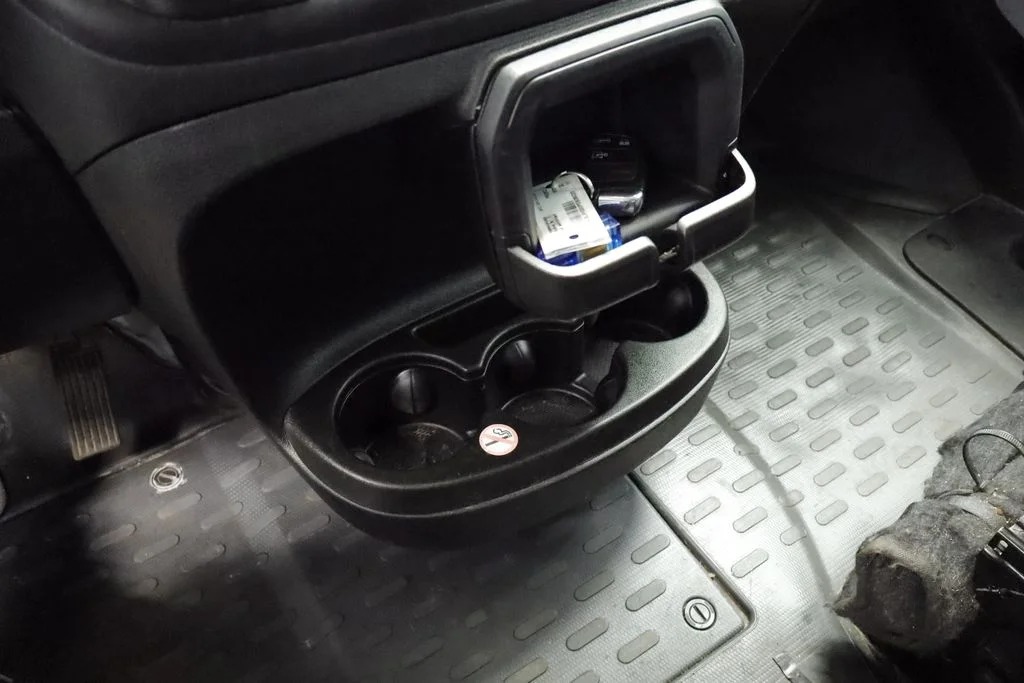 Used 2023 White Ram High Roof image 15