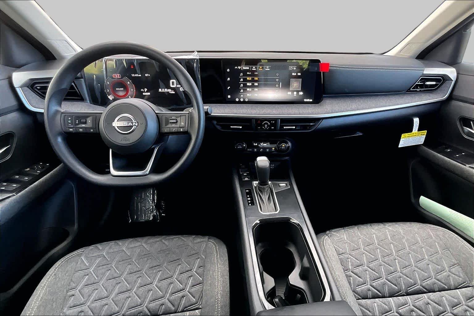 New 2027 SUPER BLAC KH3G Nissan SV image 5
