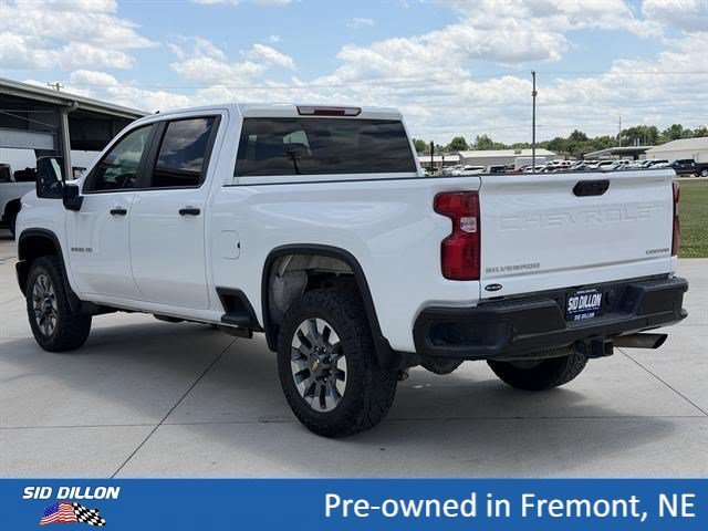 Used 2025 Summit White Chevrolet Custom image 13