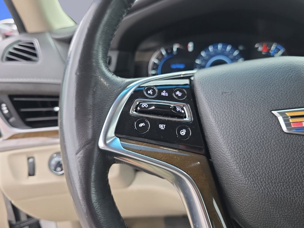 Used 2020 Crystal White Tricoat Cadillac Luxury image 22
