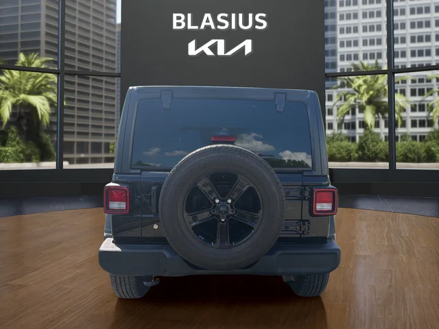 Used 2020 Black Jeep Unlimited Sport Altitude image 4