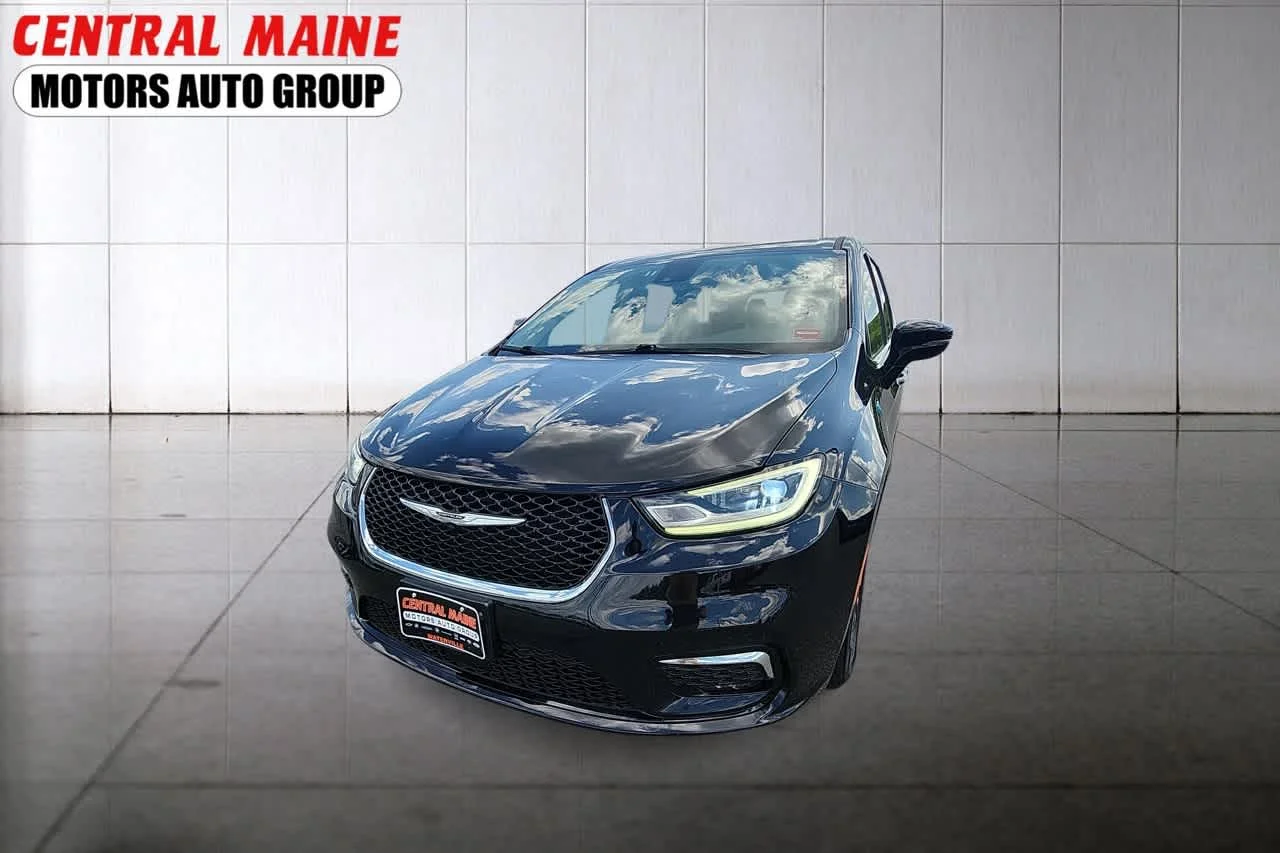 2024 Chrysler Pacifica Hybrid Select