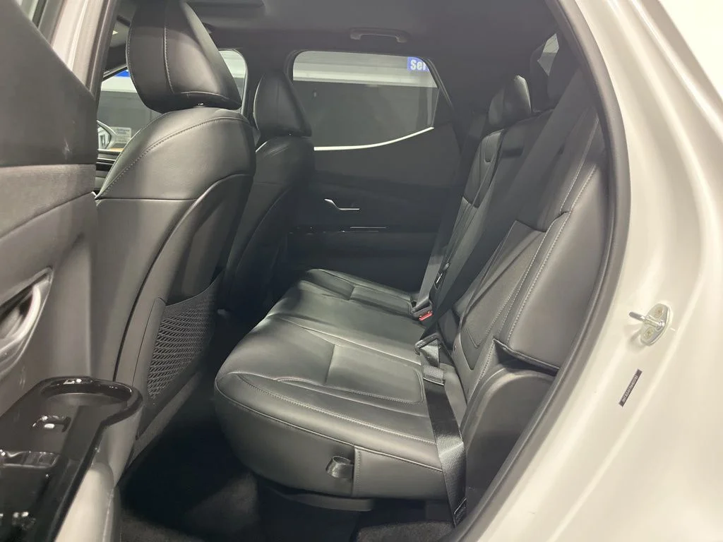 Used 2022 Ice White Hyundai Limited image 33