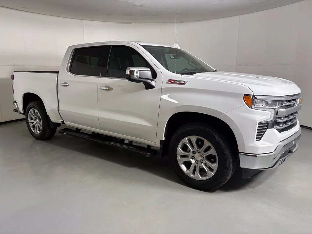 Certified Used 2025 Summit White Chevrolet LTZ image 11