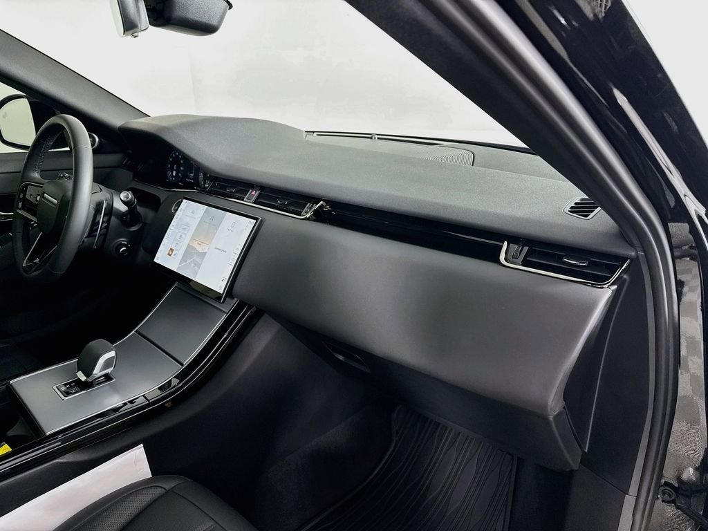 Certified Used 2024 Black Land Rover S image 31