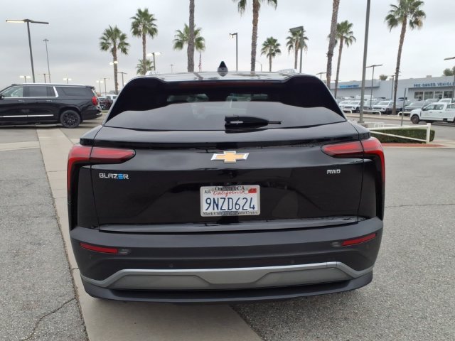 Used 2024 Black Chevrolet LT image 5