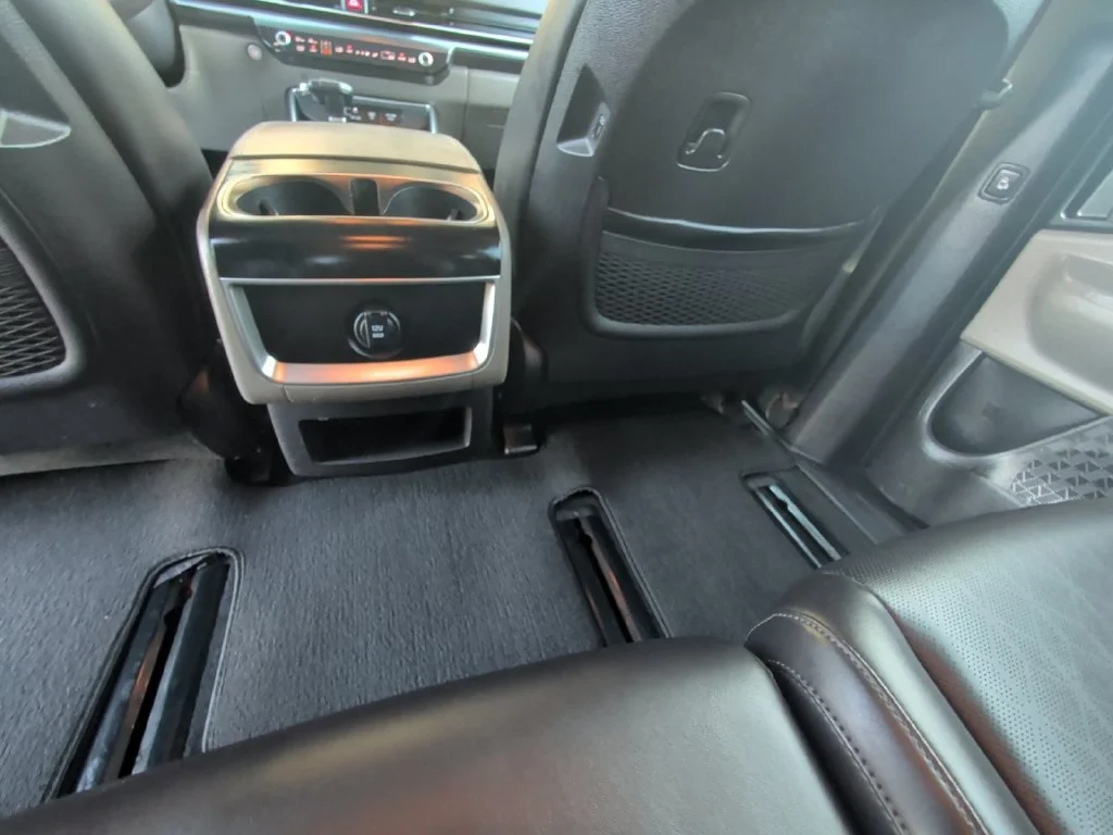 Certified Used 2025 Gray Kia LXS image 35
