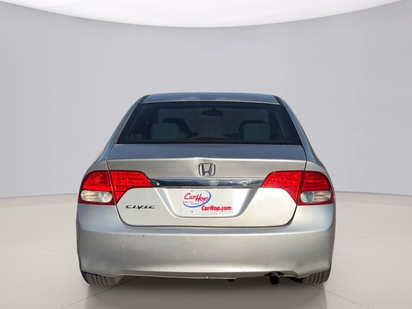 Used 2010 Silver Honda LX SEDAN image 4
