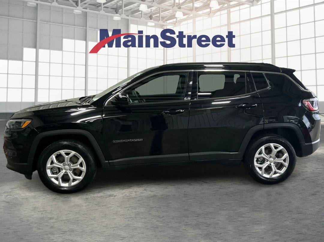Used 2024 Jeep Compass Latitude with VIN 3C4NJDBNXRT110959 for sale in Kansas City