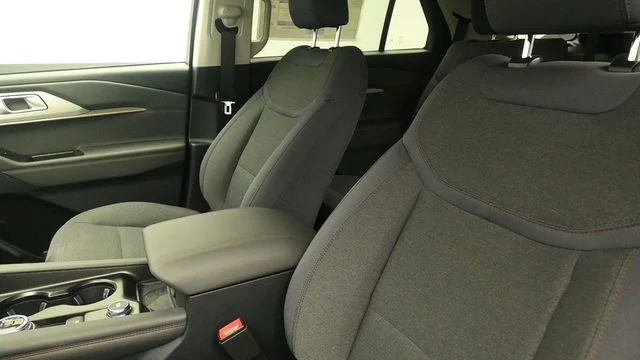 New 2026 Carbonized Gray Metallic Ford Active image 21