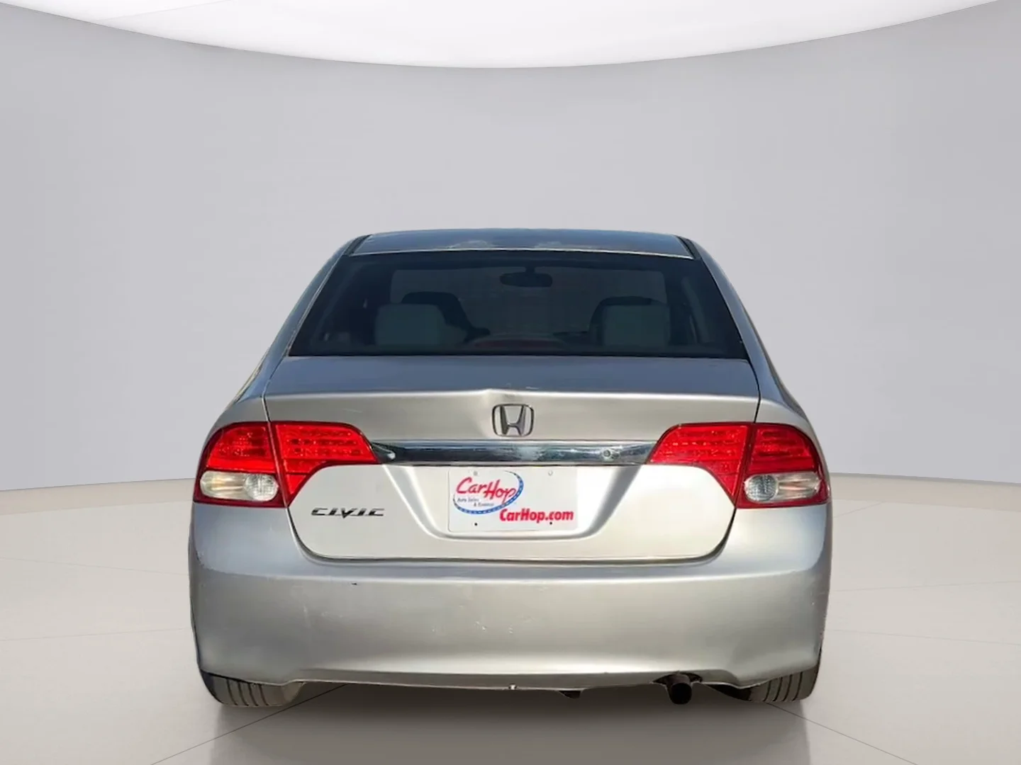 Used 2010 Silver Honda LX SEDAN image 4