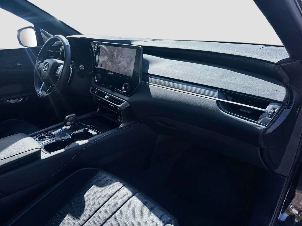 Used 2024 Black Lexus 500h F SPORT Performance image 32