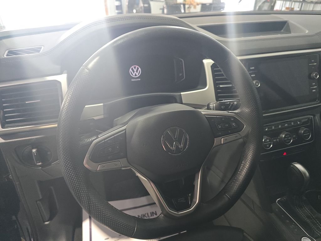 Used 2022 Blue Volkswagen 3.6L V6 SEL Premium R-Line image 16