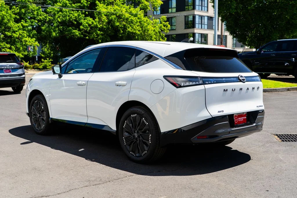 New 2026 Everest White Pearl TriCoat Nissan Platinum image 4
