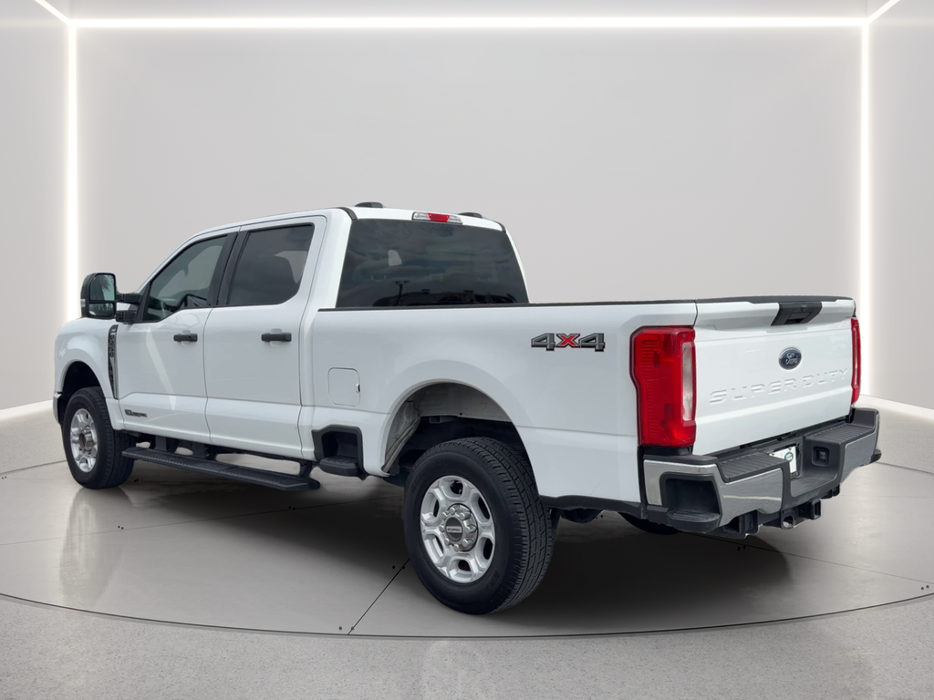 Used 2025 White Ford XLT image 7
