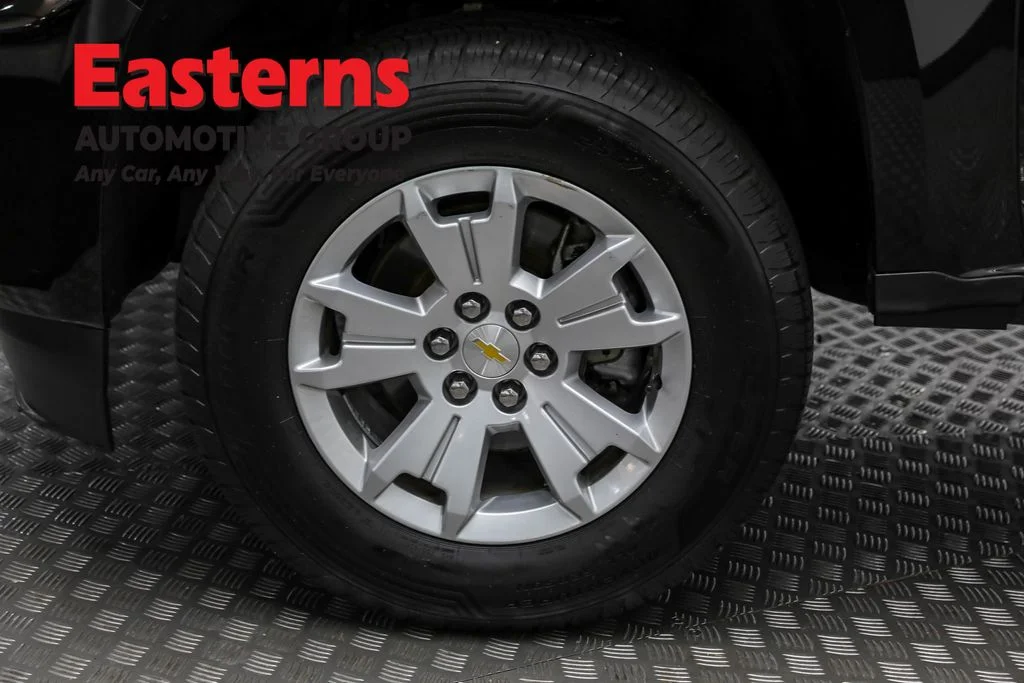 Used 2022 Black Chevrolet LT image 29
