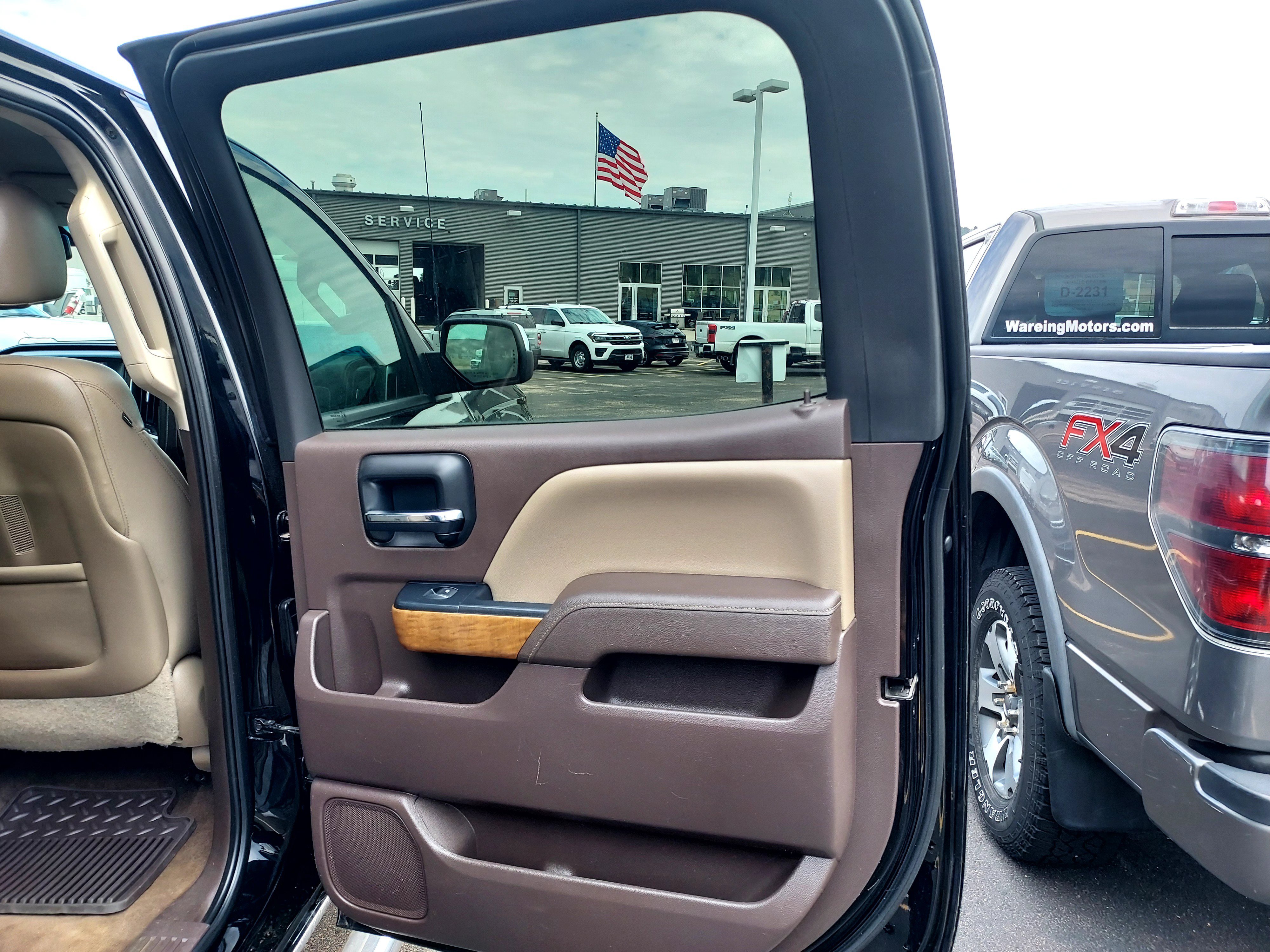 Used 2014 Black Chevrolet LTZ image 21
