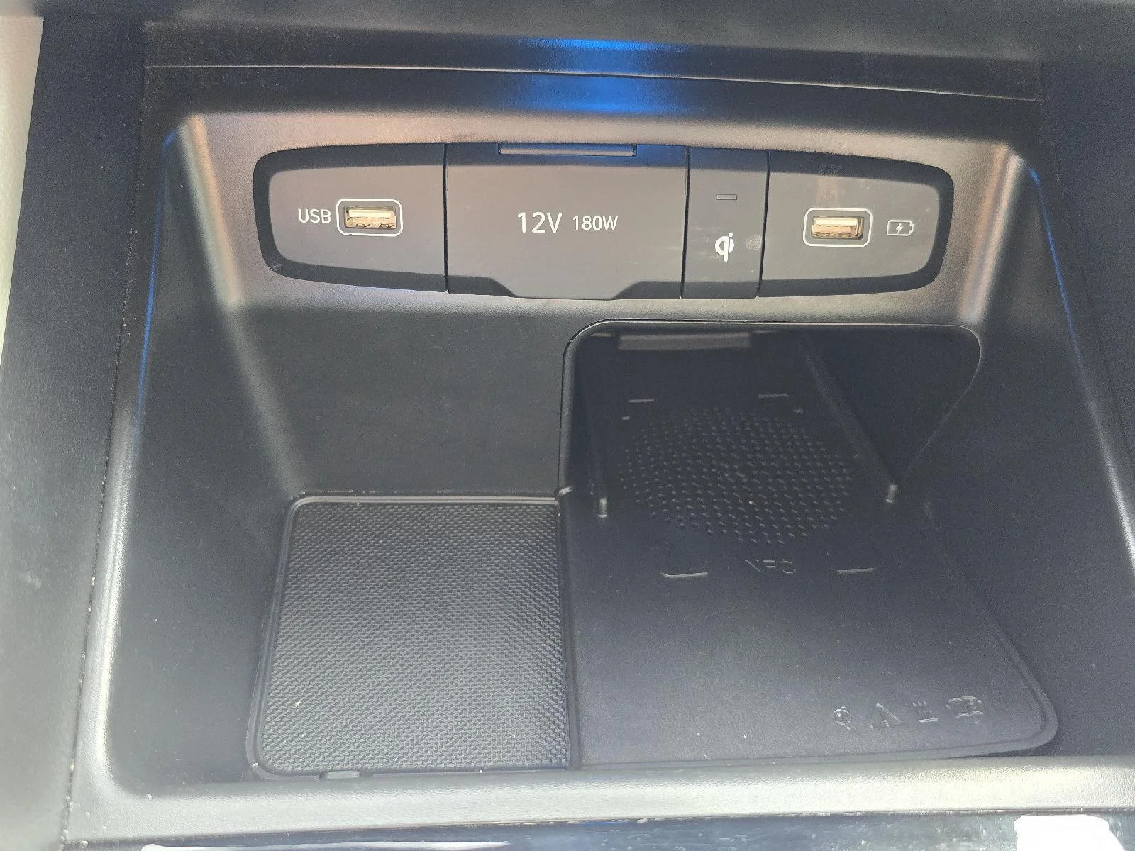 Used 2023 White Hyundai SEL image 28
