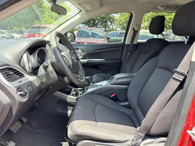 Used 2018 Red Dodge SE image 13