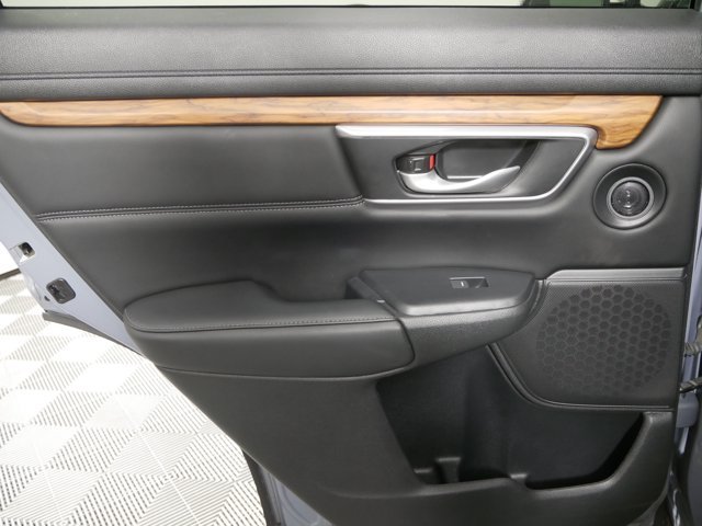 Used 2020 Sonic Gray Pearl Honda Touring image 12