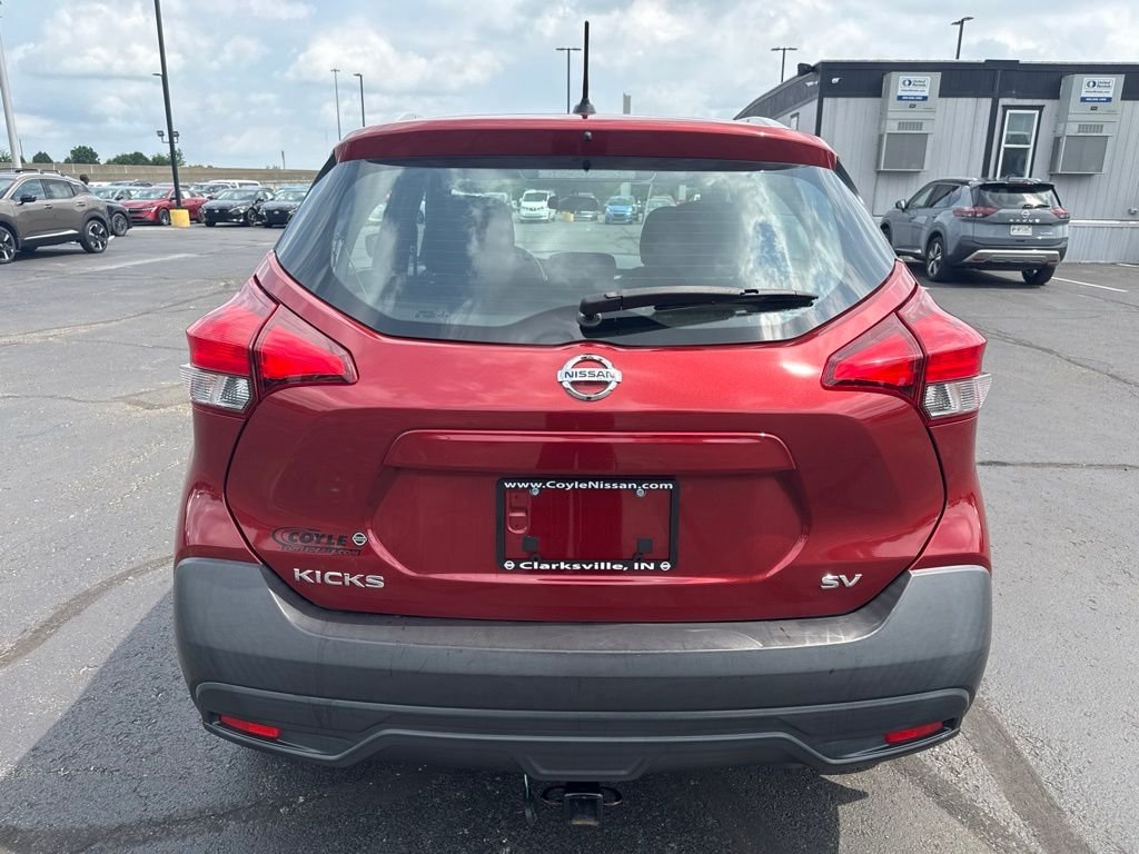 Used 2019 Red Nissan SV image 4