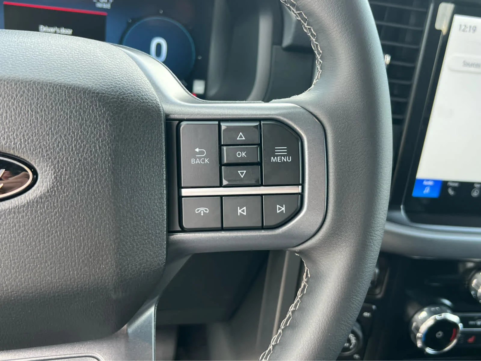 New 2026 Oxford White Ford XLT image 33