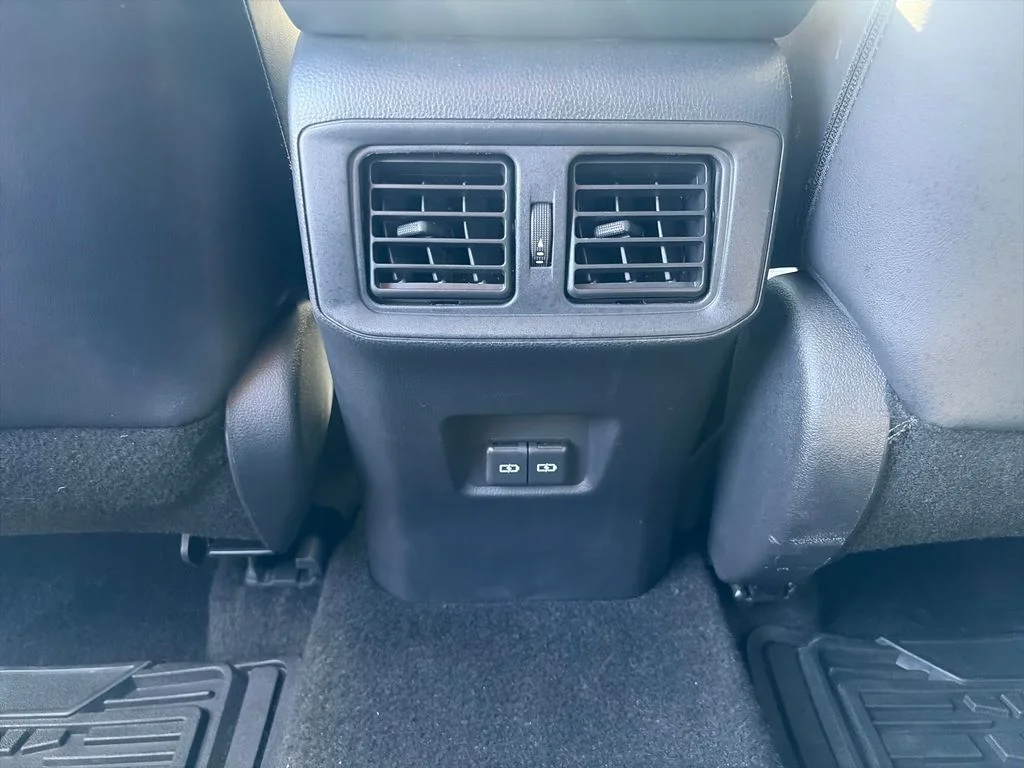 Used 2024 White Toyota Adventure image 36