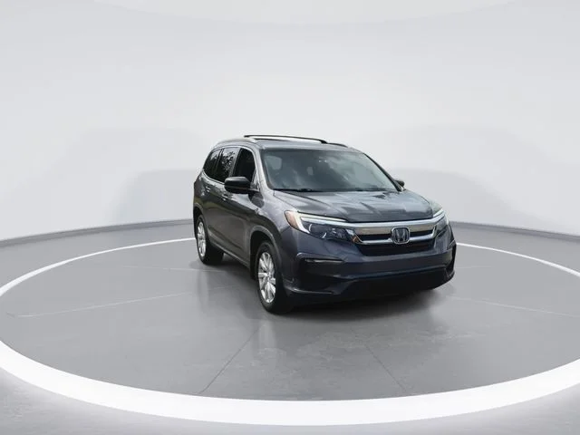 Used 2020  Honda LX image 2