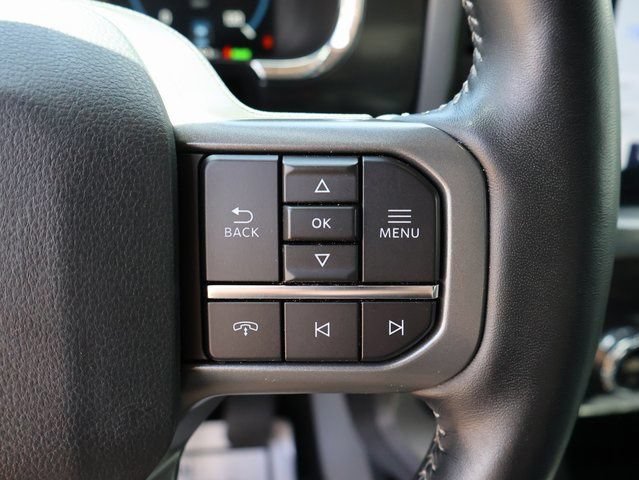 Used 2021 Black Ford LARIAT image 32