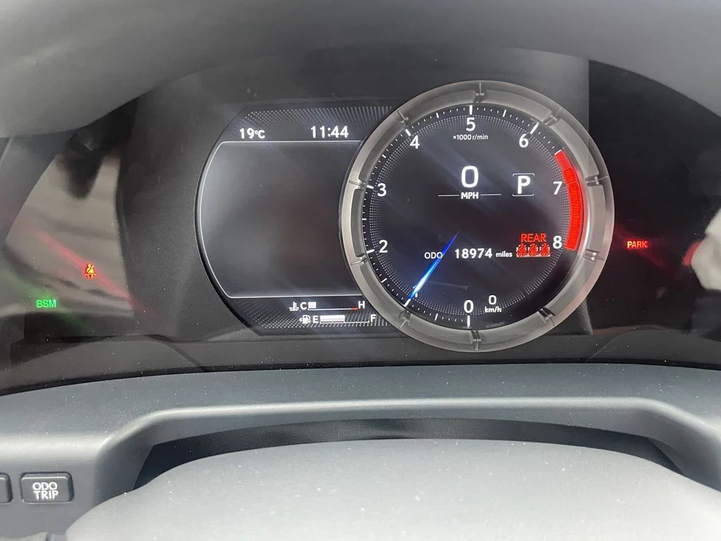 Used 2022 Iridium Lexus F Sport Handling image 19