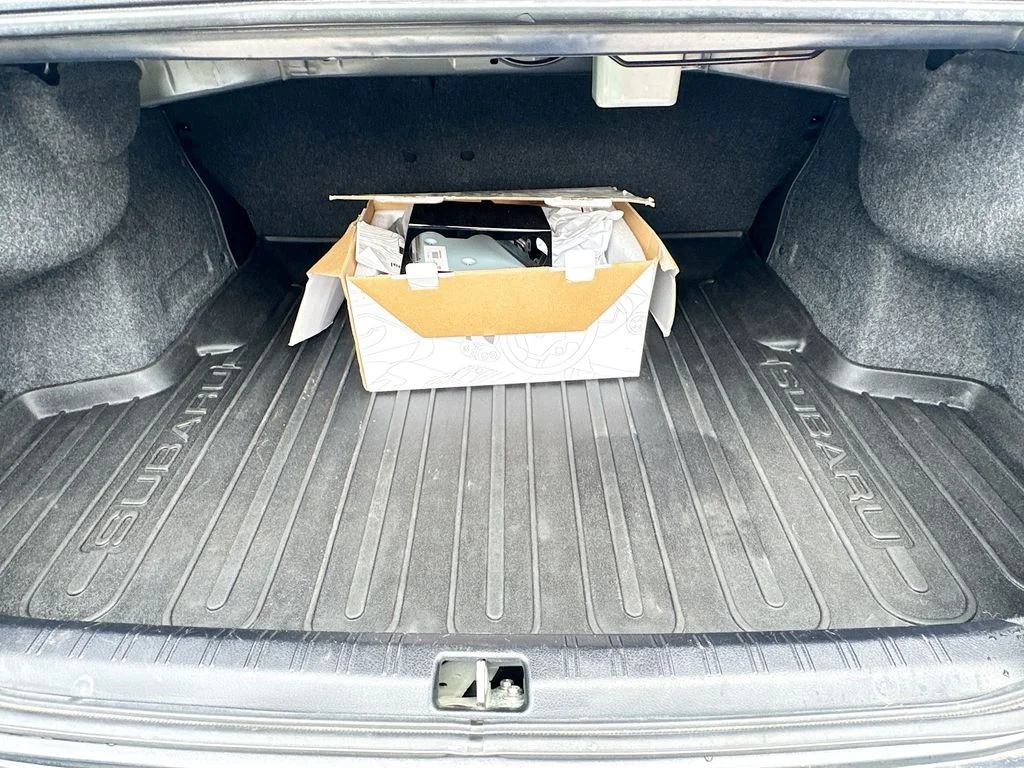 Used 2016 Gray Subaru Premium image 31