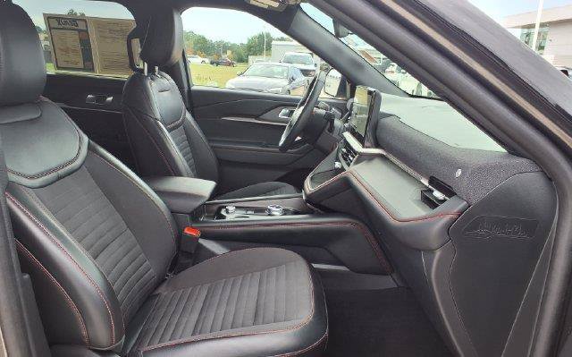 Used 2025 Gray Ford ST-Line image 23