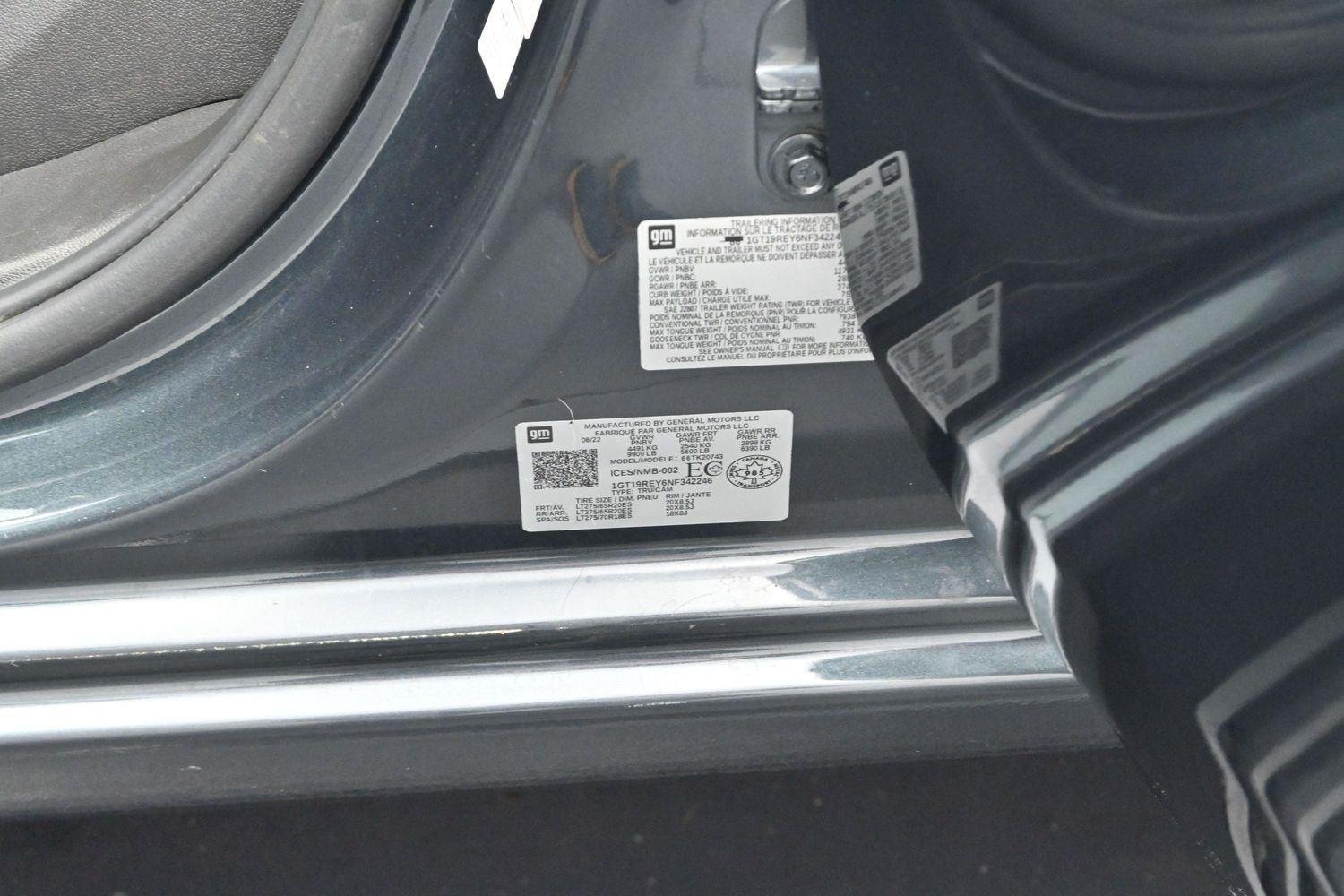 Used 2022 Hunter Metallic GMC Denali image 40