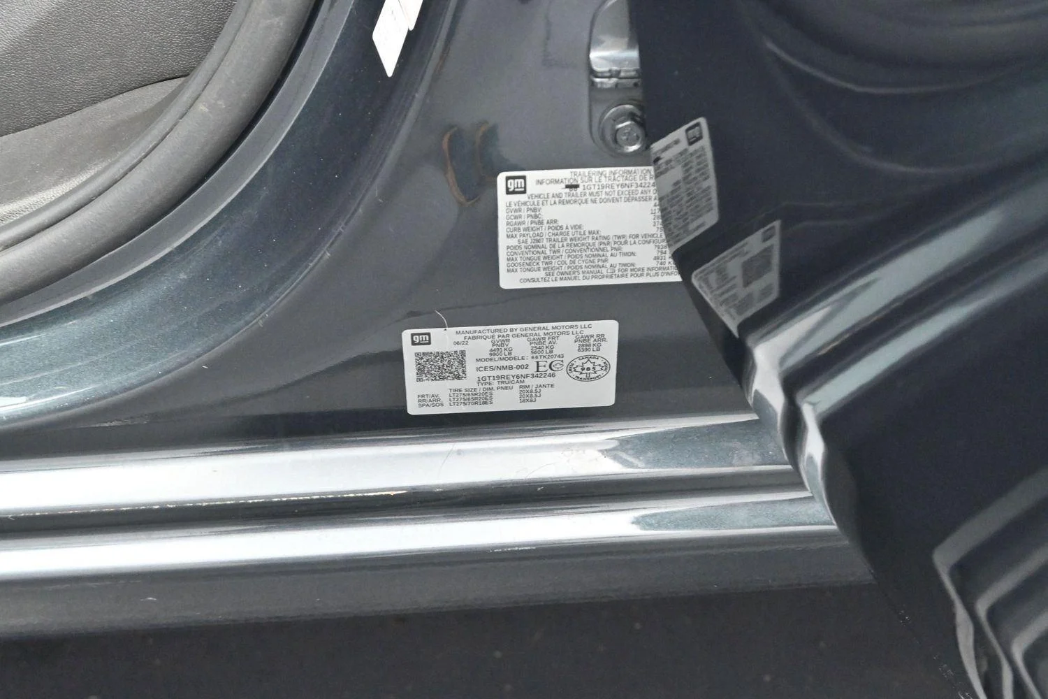 Used 2022 Hunter Metallic GMC Denali image 40