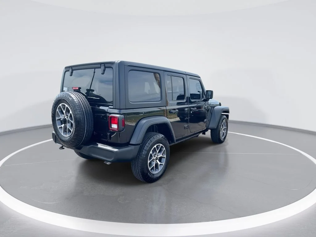 Used 2024 Black Jeep Sport S image 8