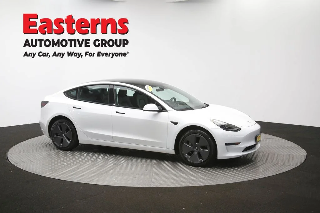 Used 2023 White Tesla Base image 42