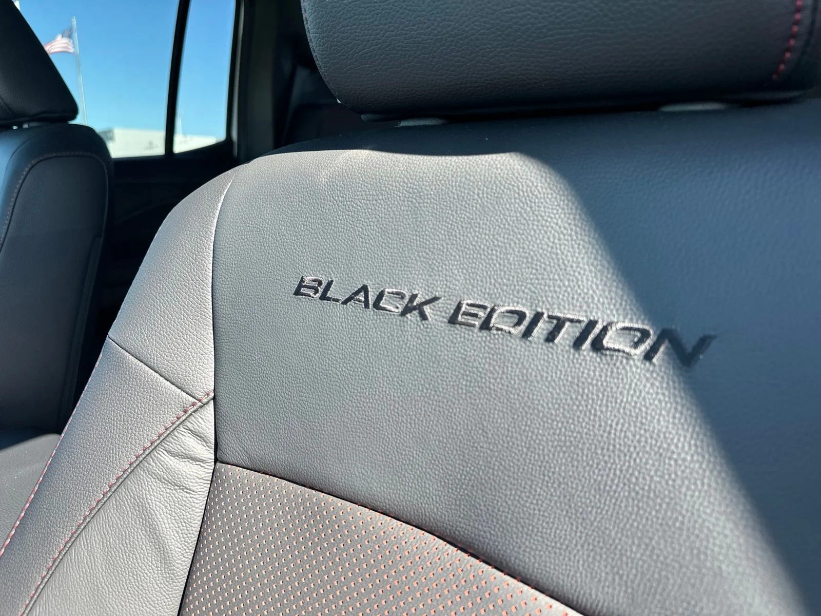 New 2026 Platinum White Pearl Honda Black Edition image 12