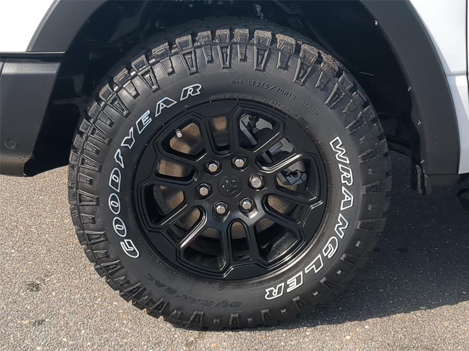 New 2026 Bright White Clear-Coat Exterior Paint RAM Rebel image 10