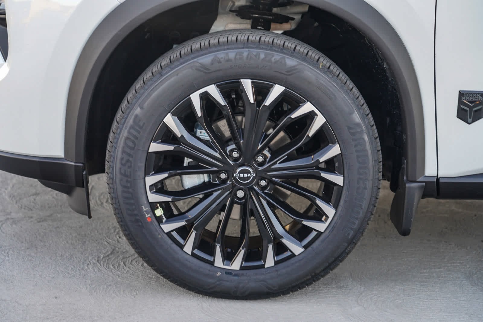 New 2026 Everest White Pearl TriCoat Nissan Dark Armor™ image 10