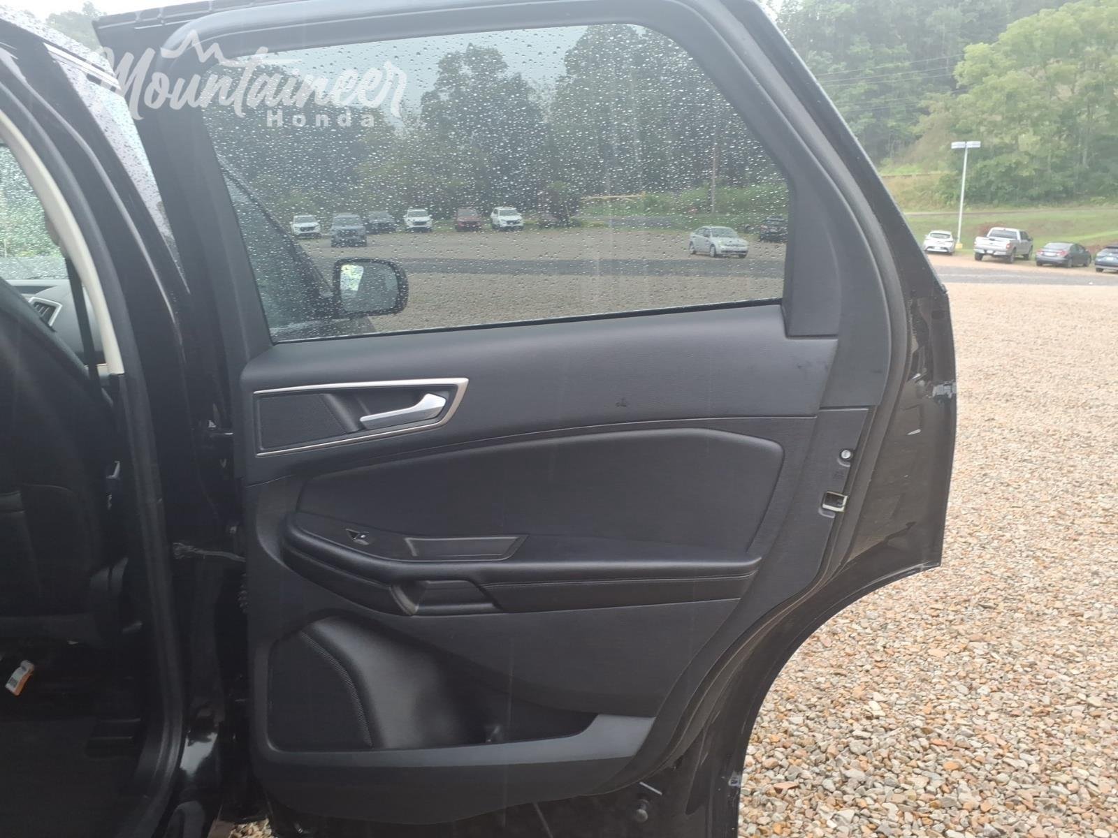 Used 2022 Agate Black Ford SEL image 19