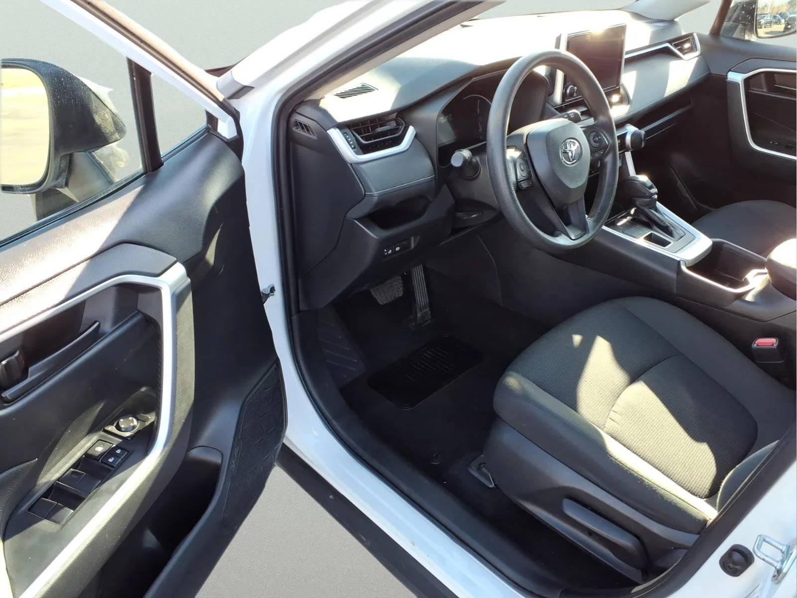 Used 2024 White Toyota LE image 10