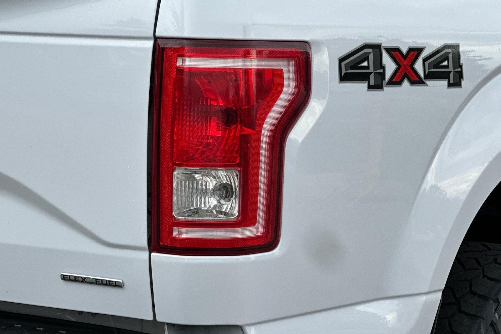 Used 2015  Ford XLT image 24