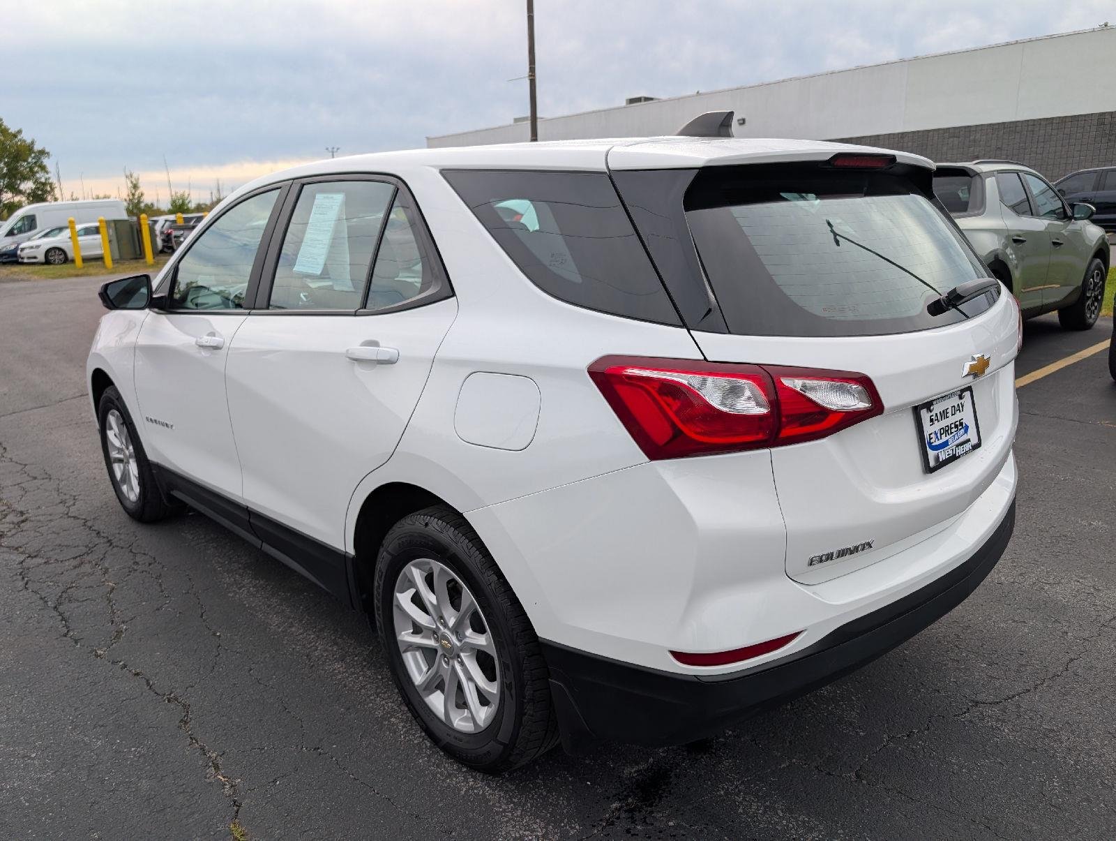 Used 2021 Summit White Chevrolet LS image 6