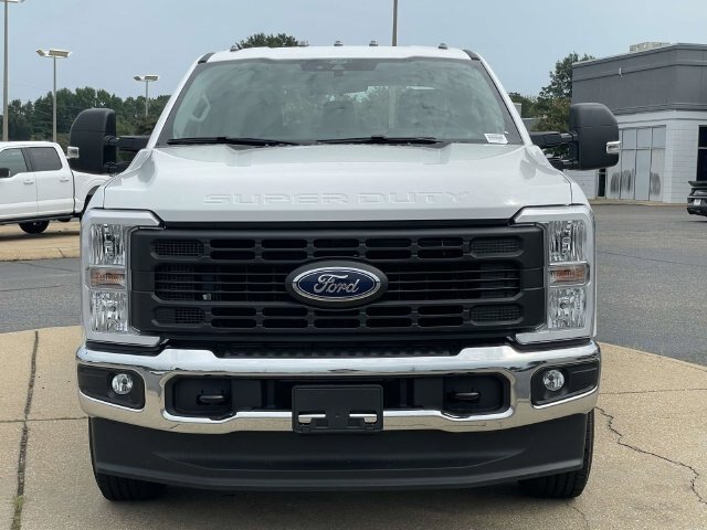 New 2026 Oxford White Ford XL image 26