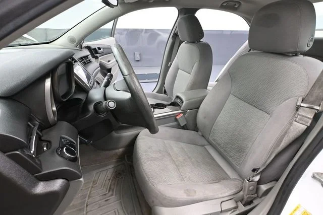 Used 2013 White Chevrolet LS image 17