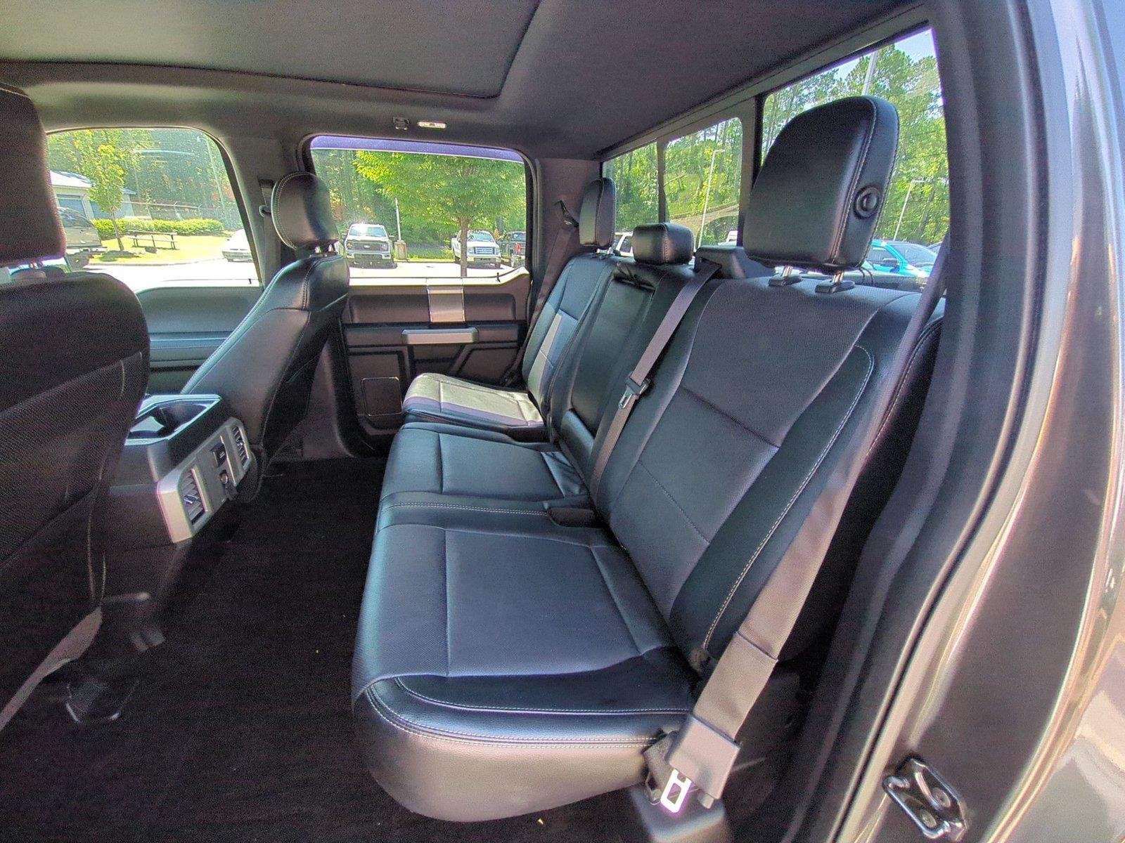 Used 2015 Magnetic Metallic Ford Lariat image 33