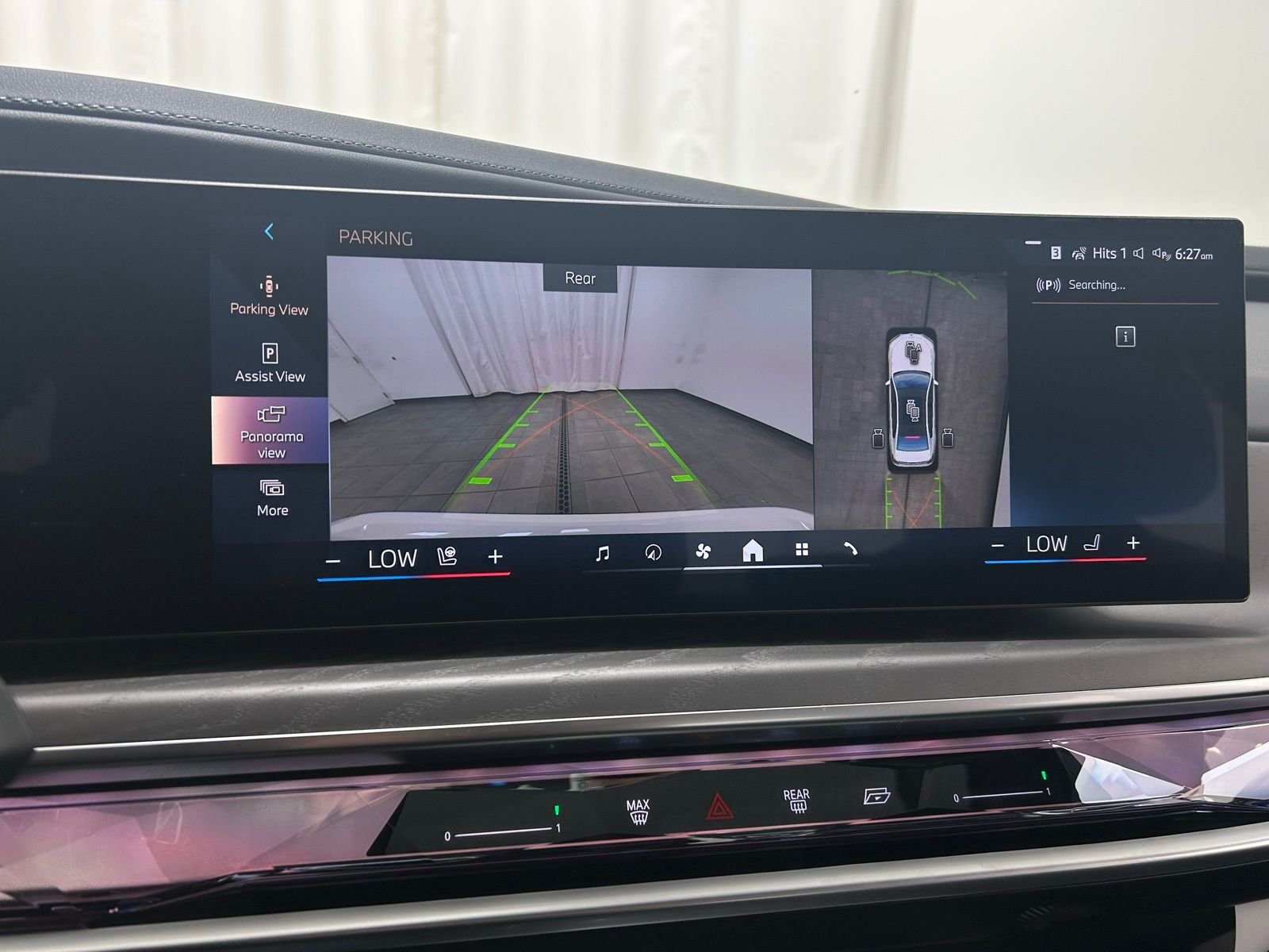 2025 BMW 7 Series 760i - Photo 17